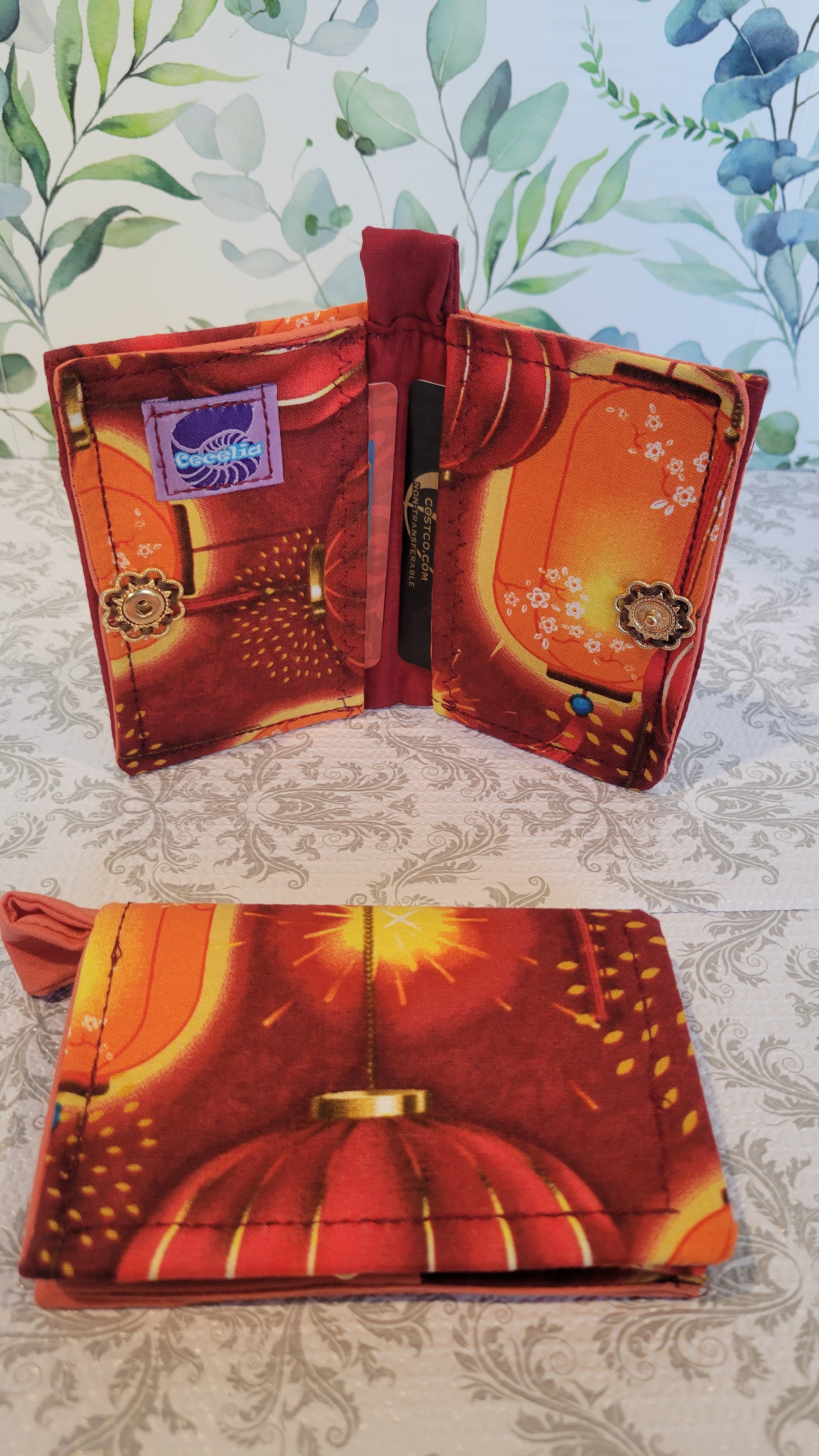 Lantern Festival in Red and Orange in the Javier Wallet Style