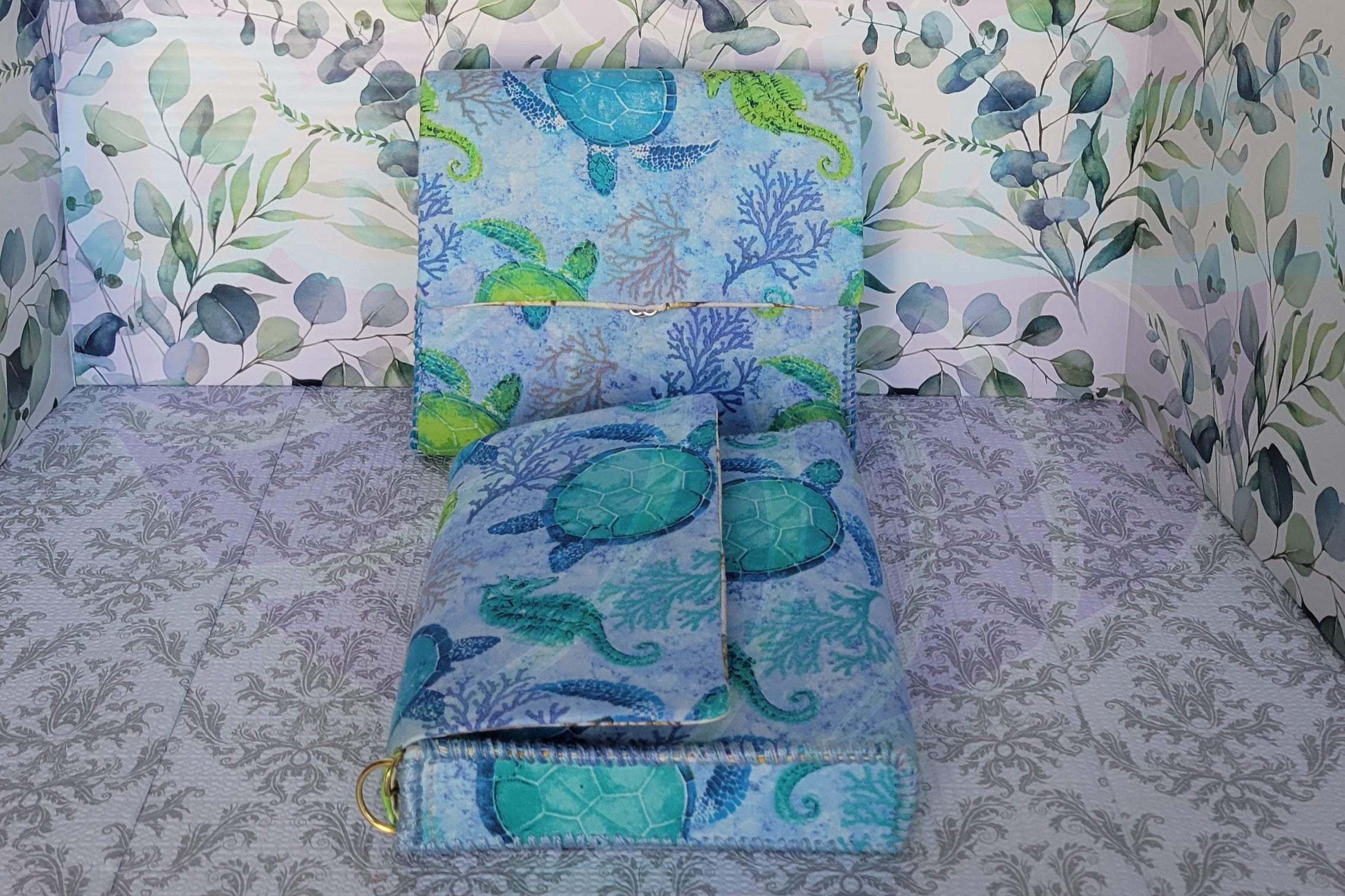 Sea Turtle Flores Purse
