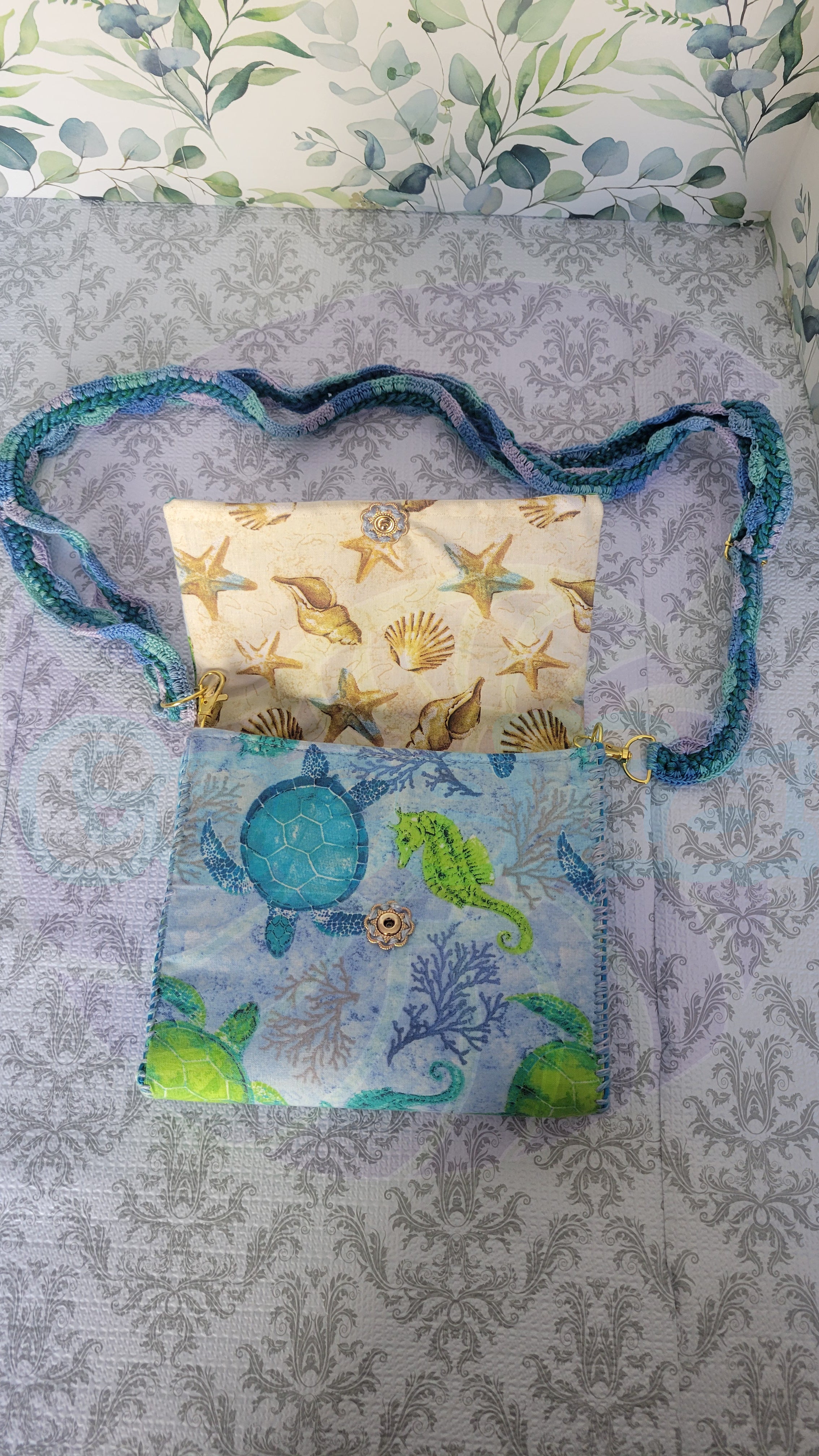 Sea Turtle Flores Purse