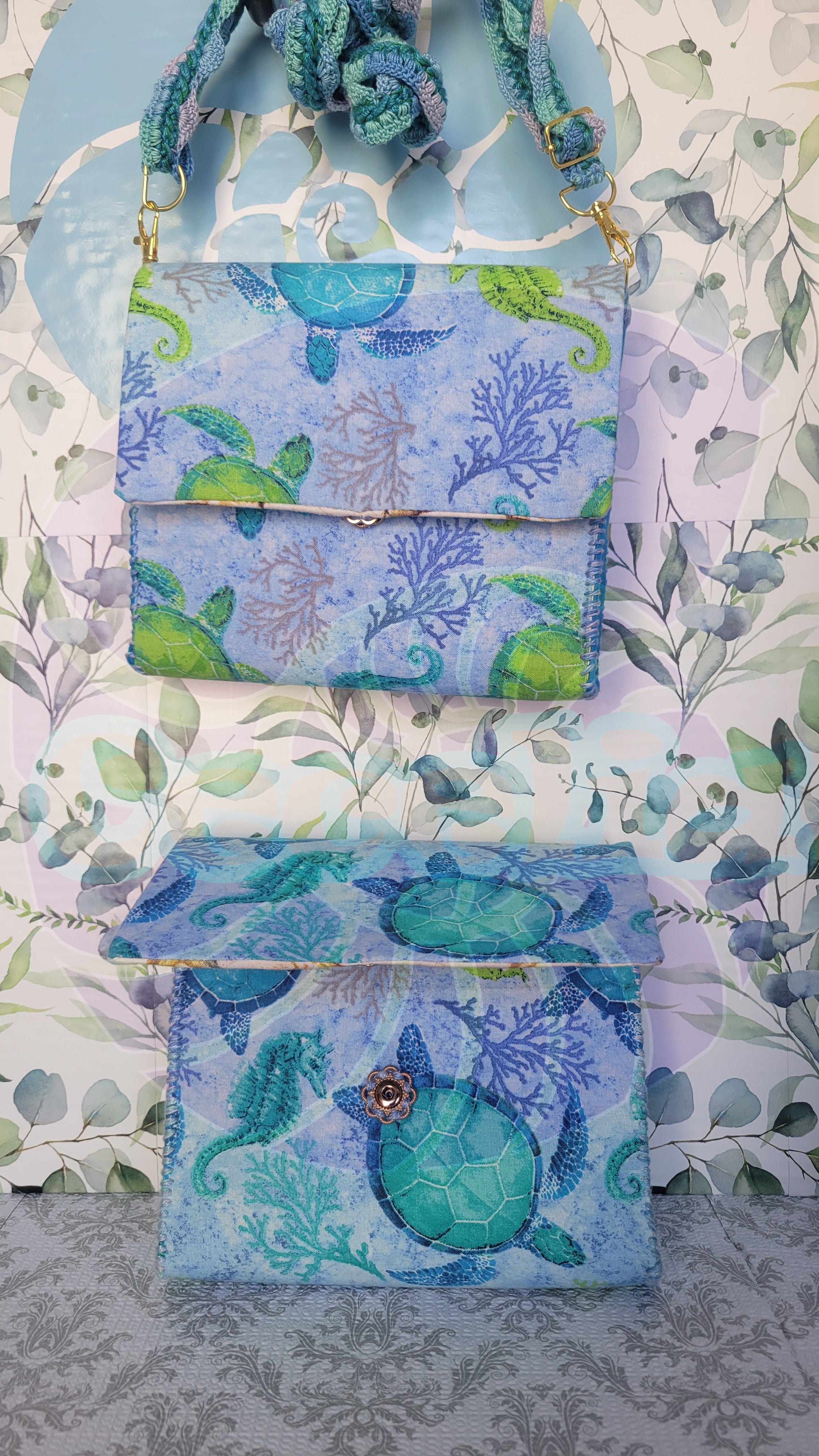 Sea Turtle Flores Purse