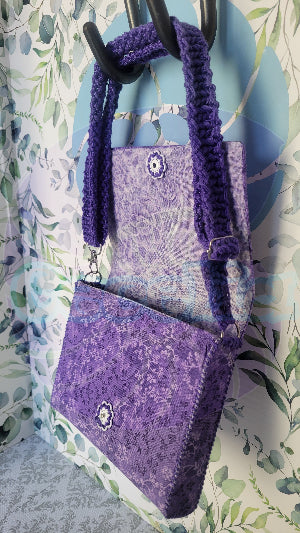 Purple Floral Purse in the Flores Style