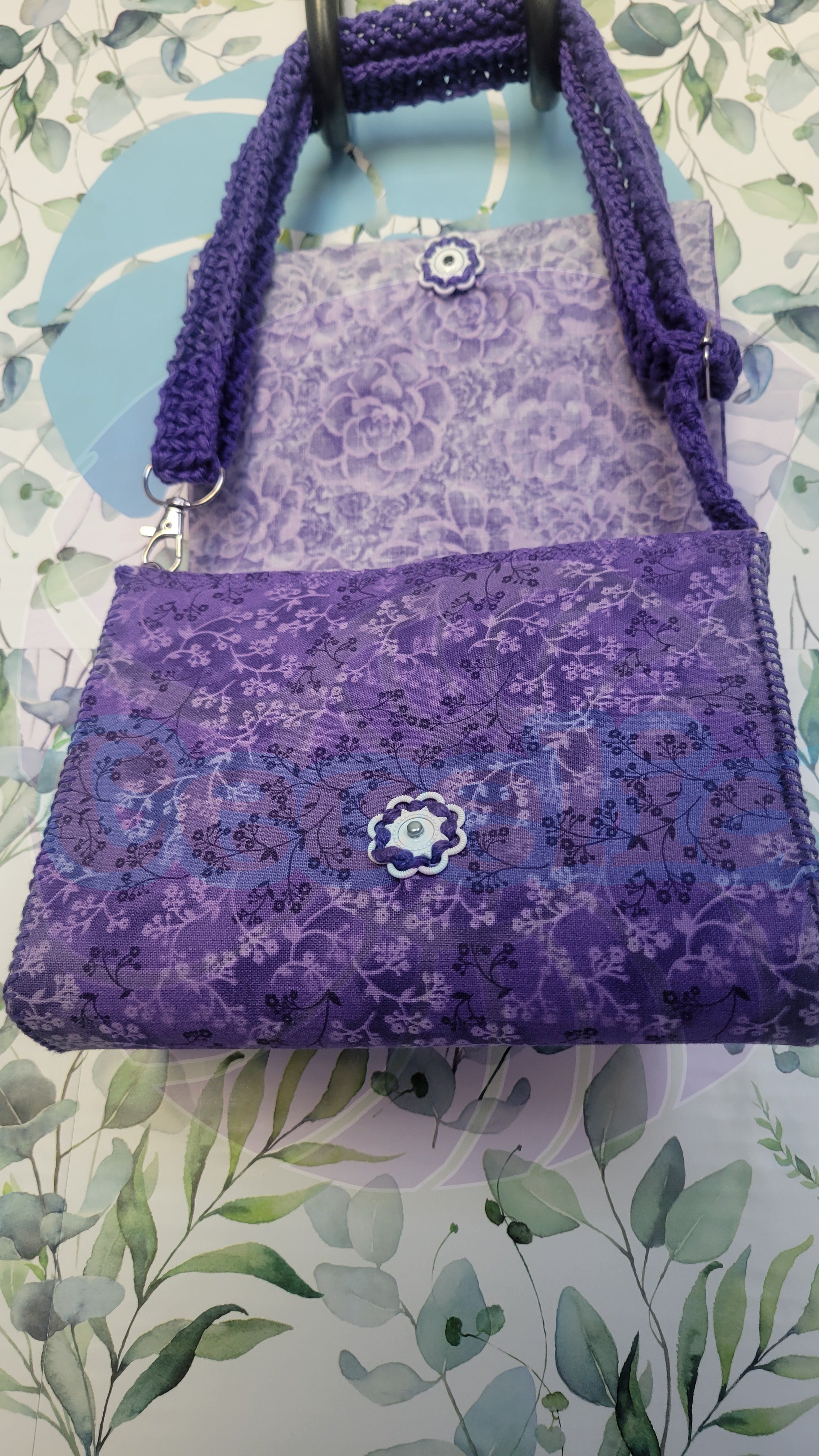 Purple Floral Purse in the Flores Style