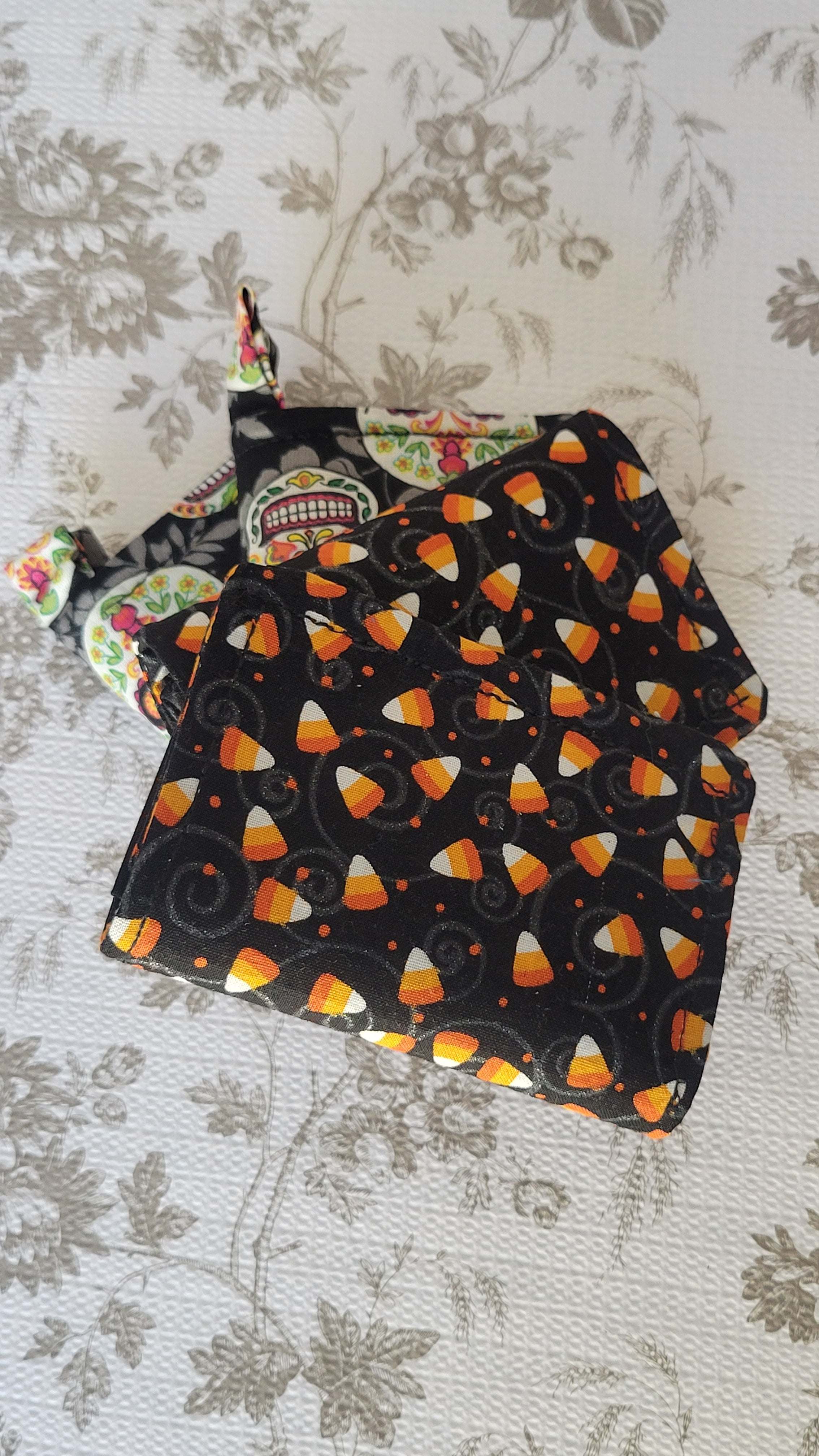 Candy Corn Pattern in Rick Wallet Style